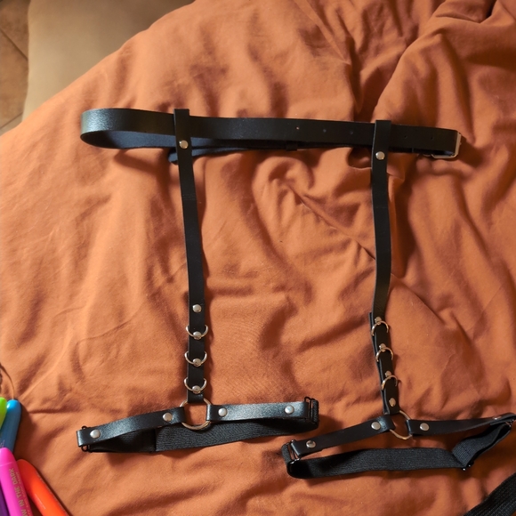 Festival Accessory Bundle - Picture 8 of 9